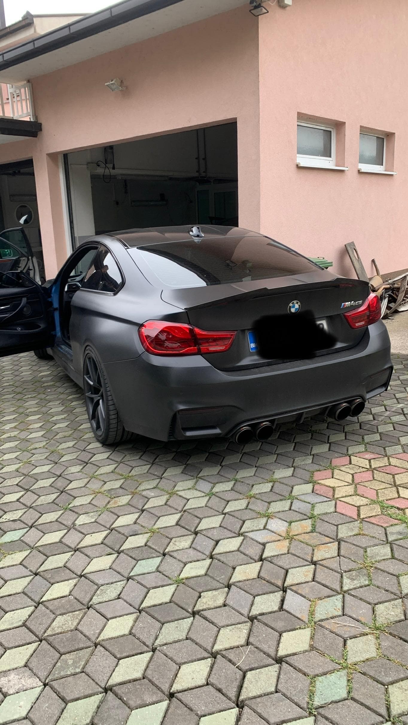 BMW M4